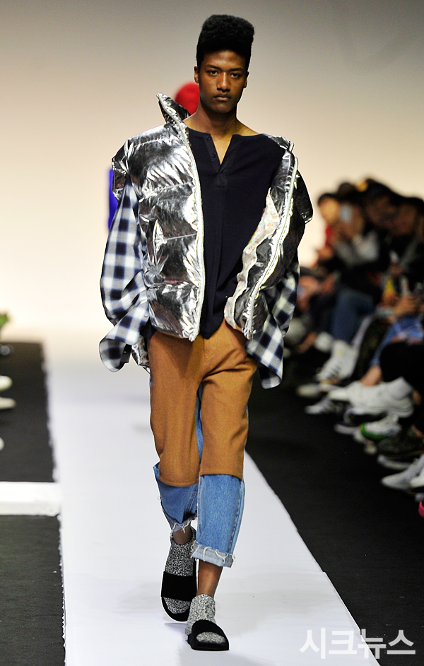 ������ ����