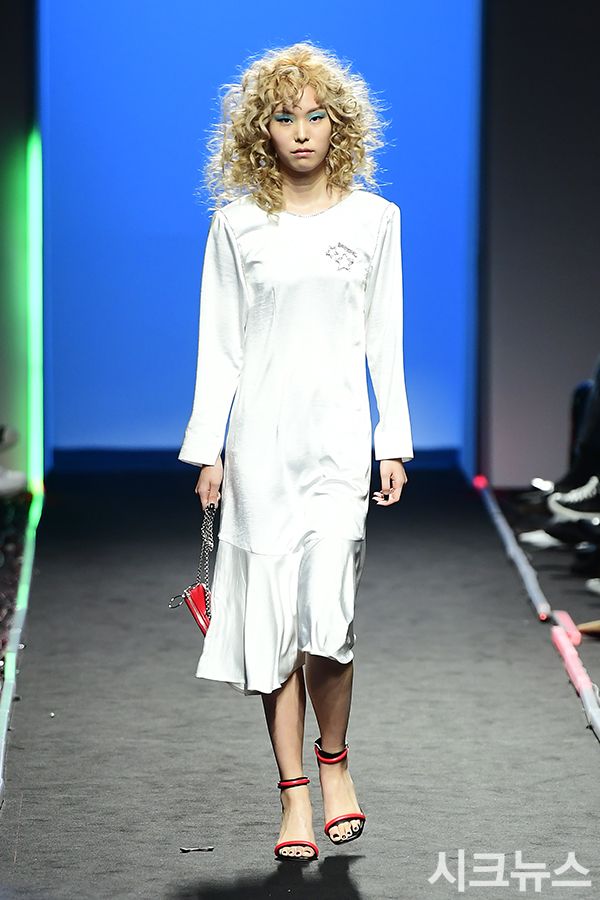 ������ ����