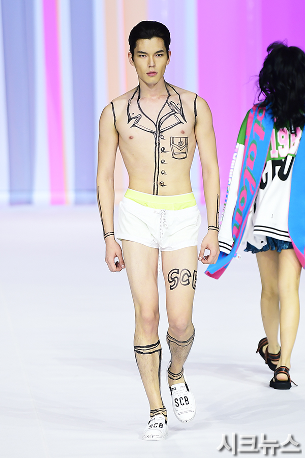 ������ ����