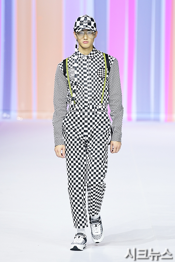 ������ ����