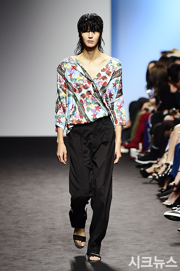 ������ ����