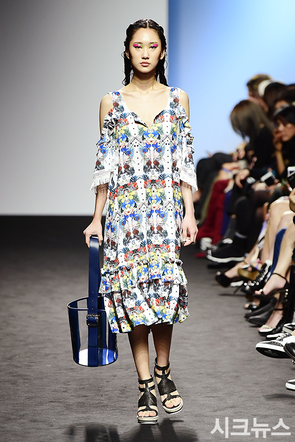 ������ ����