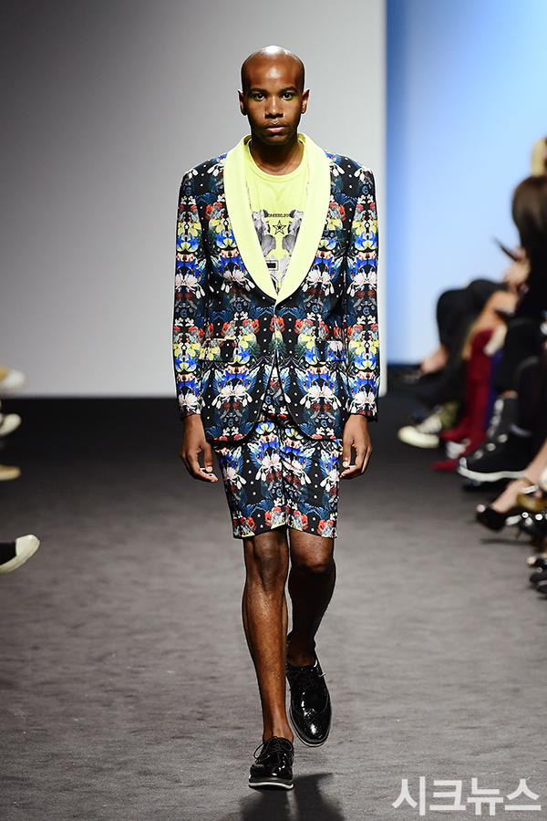 ������ ����