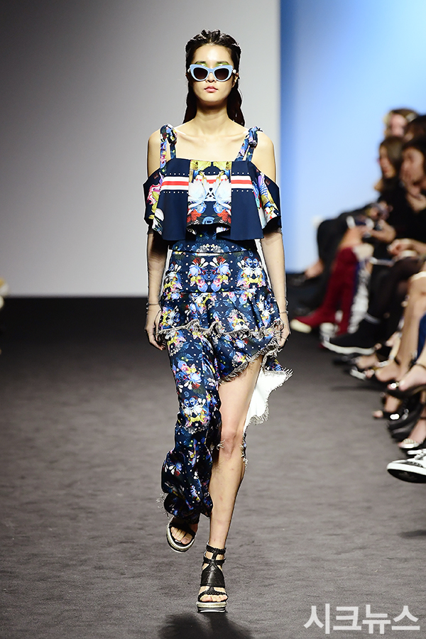 ������ ����