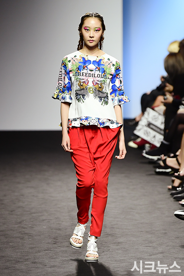 ������ ����