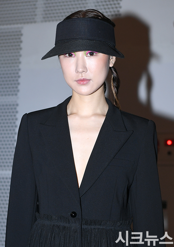 ������ ����