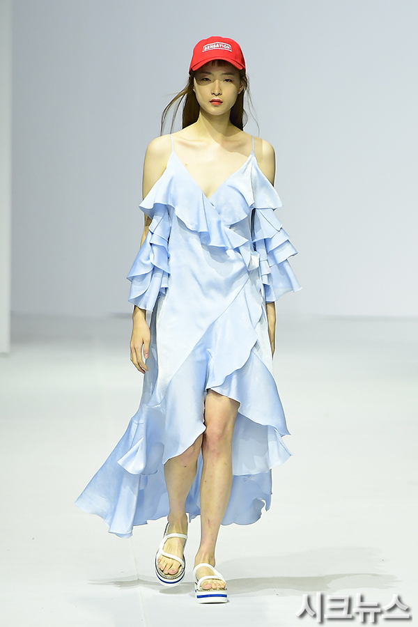 ������ ����