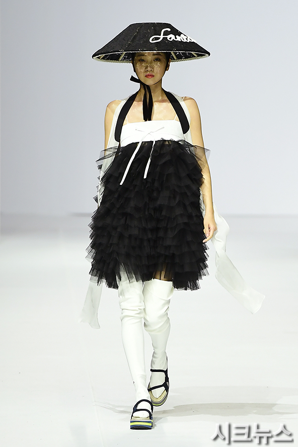 ������ ����