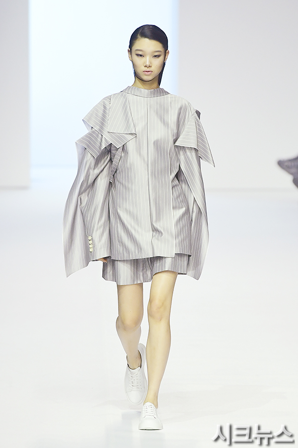 ������ ����