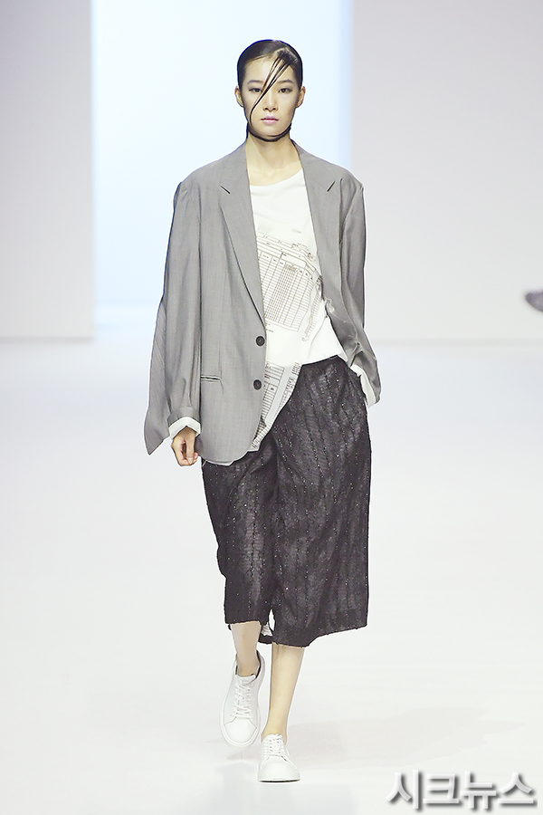 ������ ����