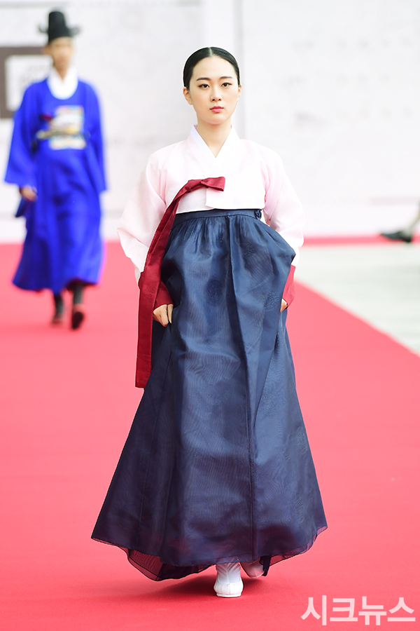 ������ ����