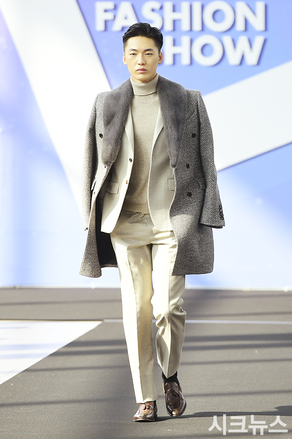 ������ ����