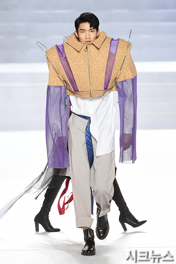 ������ ����