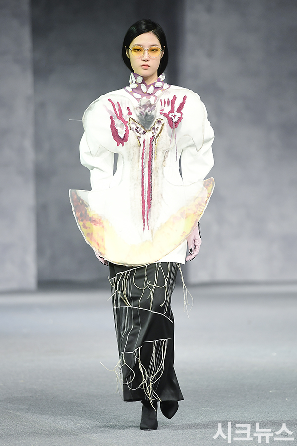 ������ ����