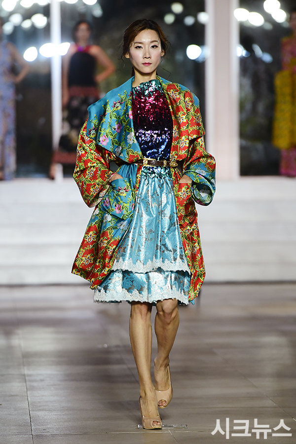 ������ ����