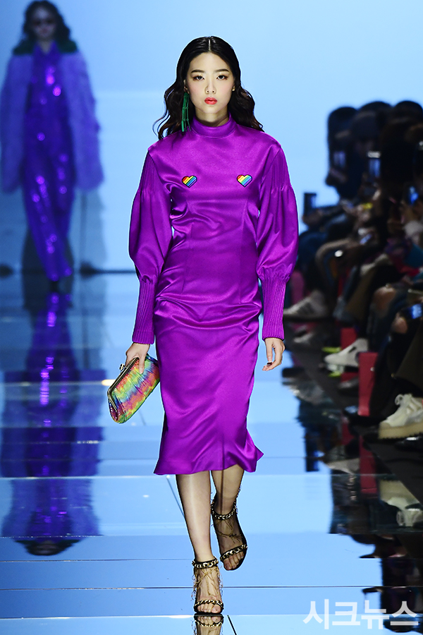 ������ ����