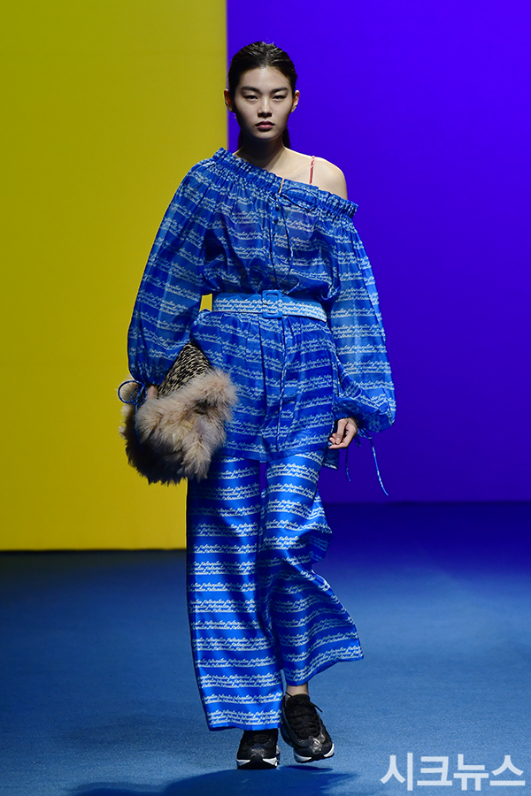 ������ ����