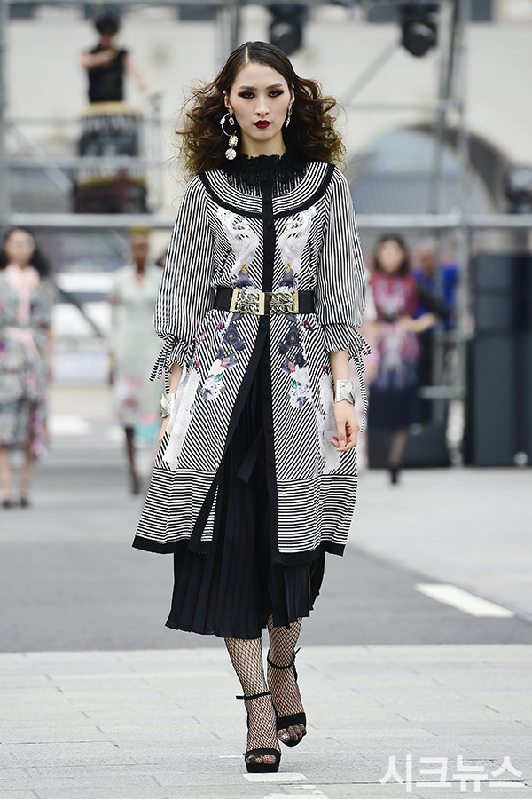 ������ ����