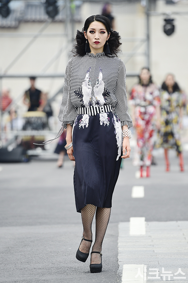 ������ ����