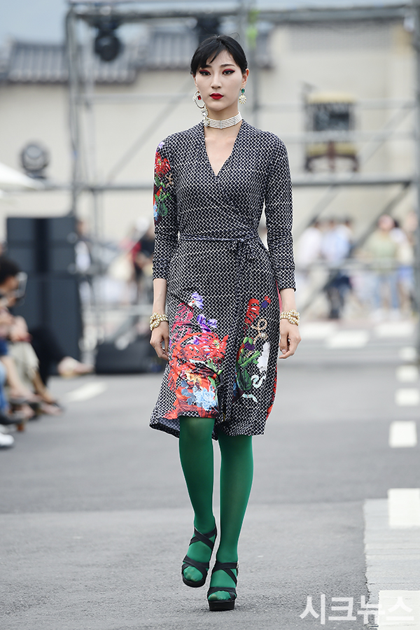 ������ ����