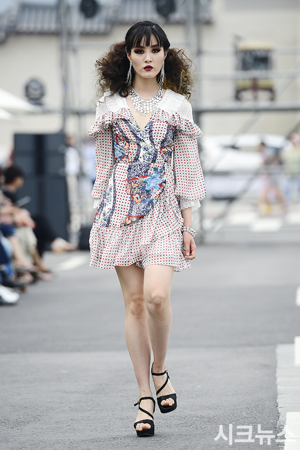 ������ ����