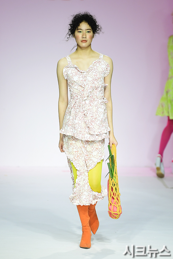 ������ ����