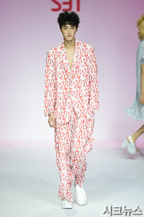 ������ ����