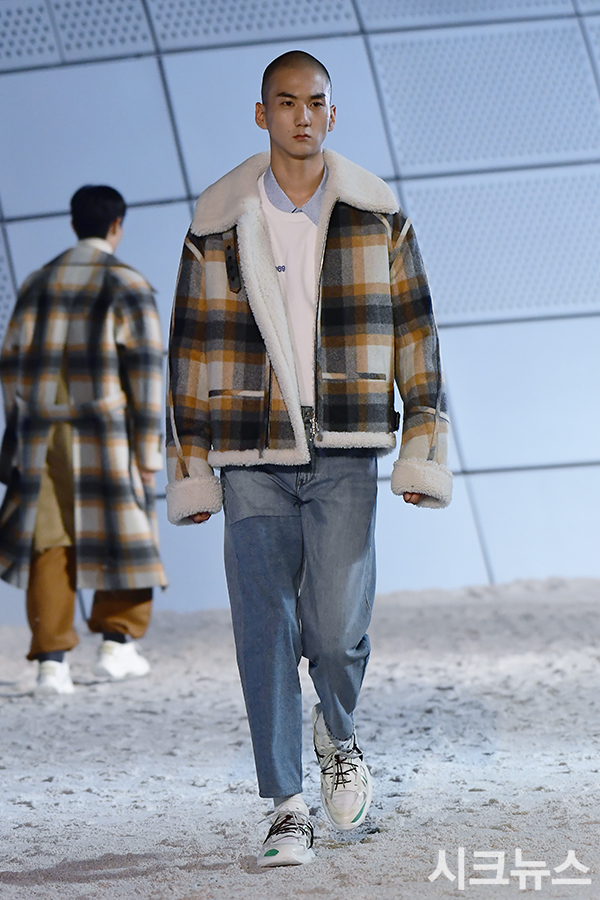 ������ ����