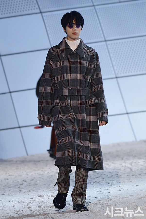 ������ ����