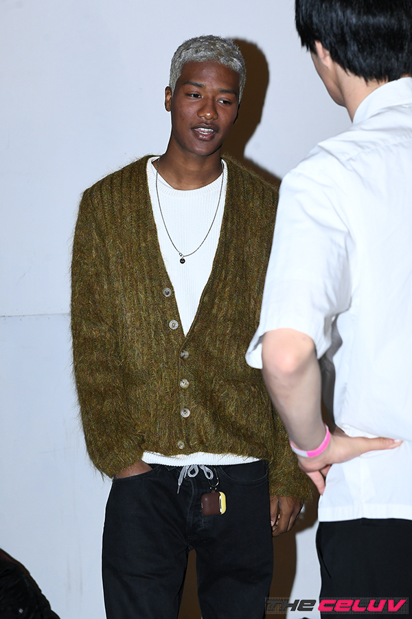 ������ ����