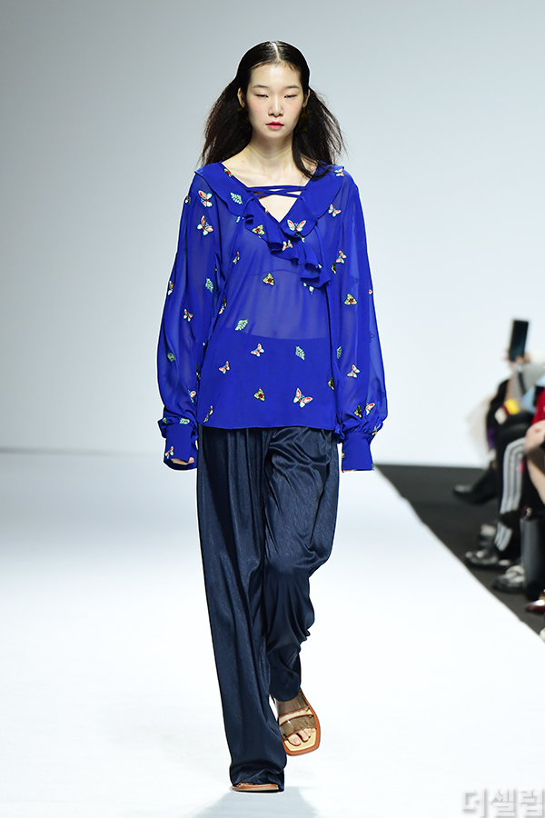 ������ ����