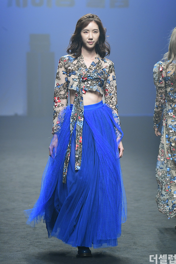 ������ ����