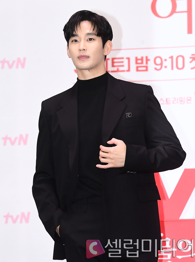 ������ ����