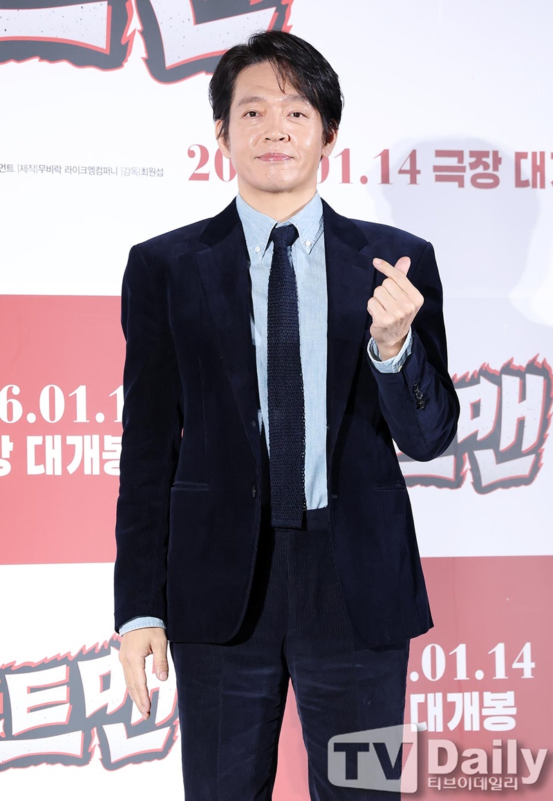 ������ ����