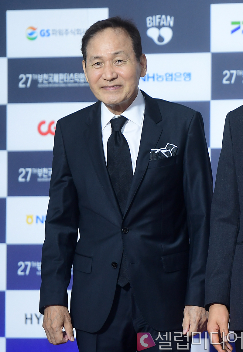 ������ ����