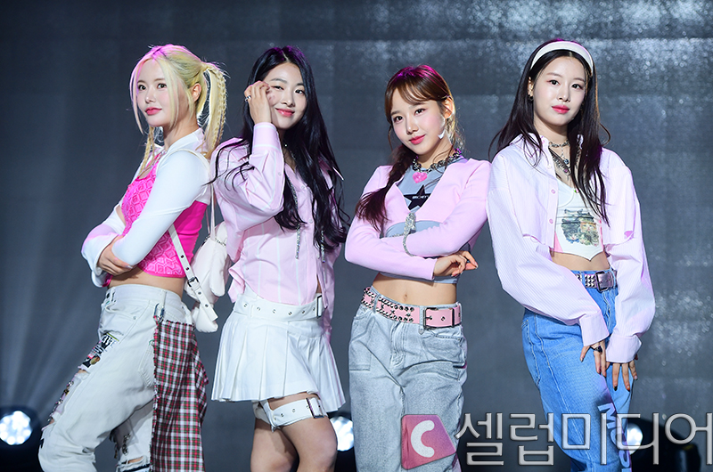 ������ ����