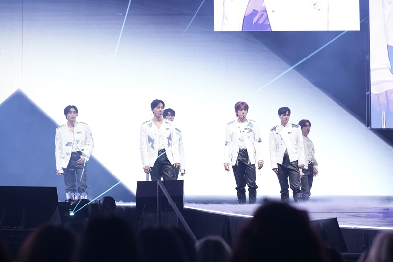 ������ ����