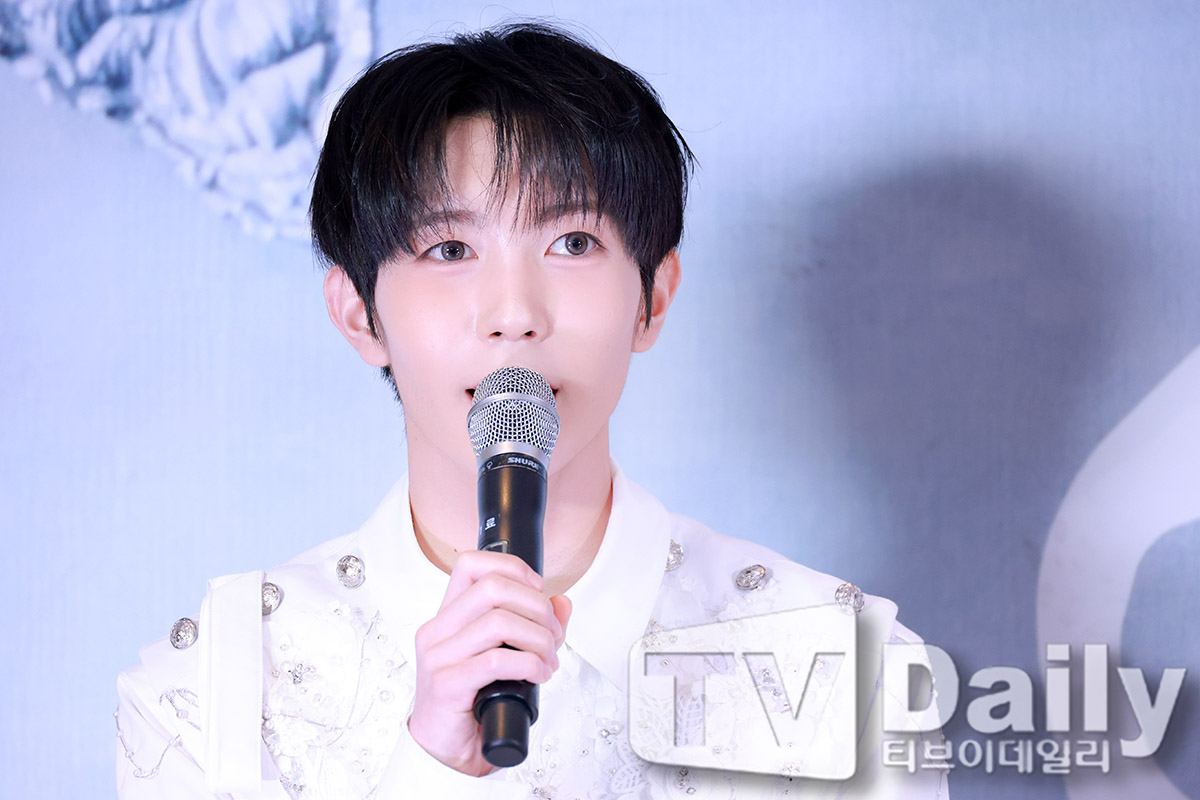 ������ ����