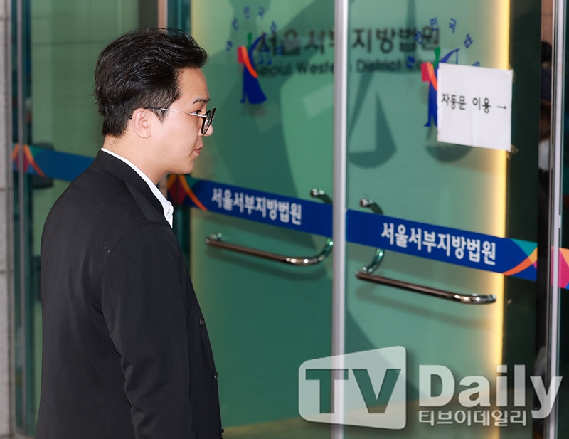 ������ ����