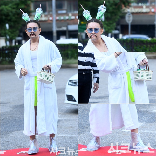 ����� ����