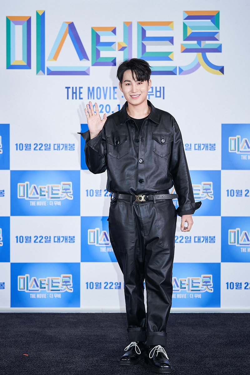 ������ 