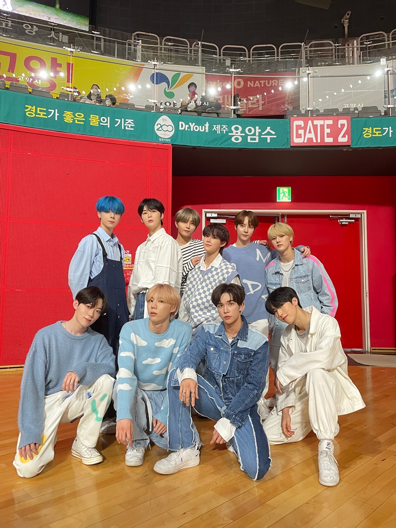 ���ξ���