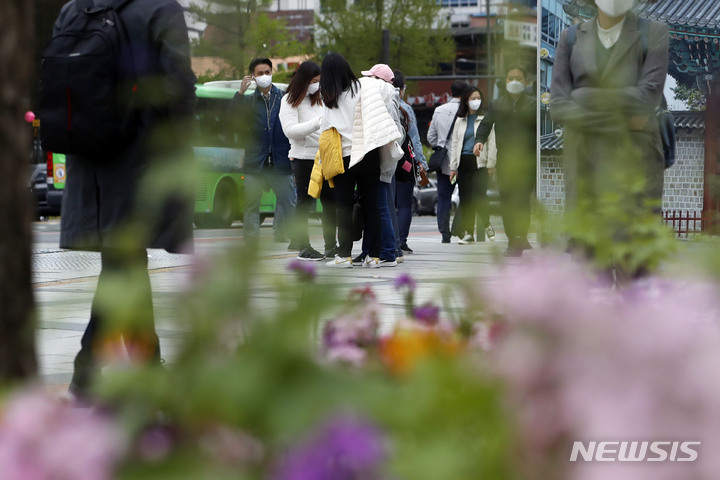 ���� ����