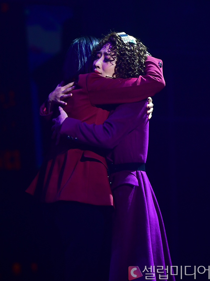 ������ �̾Ƹ��� 