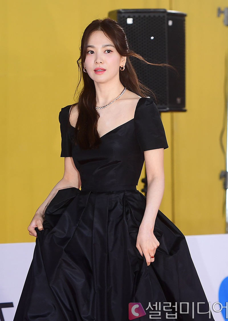 <b>송혜교</b>, 27년만 <b>송은이</b>와 <b>재회</b>…22일 '비보티비' 출격
