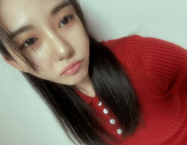 [셀럽이슈] 'AOA 괴롭힘 폭로' 권민아 "모든 게 무섭다" 또 의미심장 SNS - 뉴스 썸네일 이미지