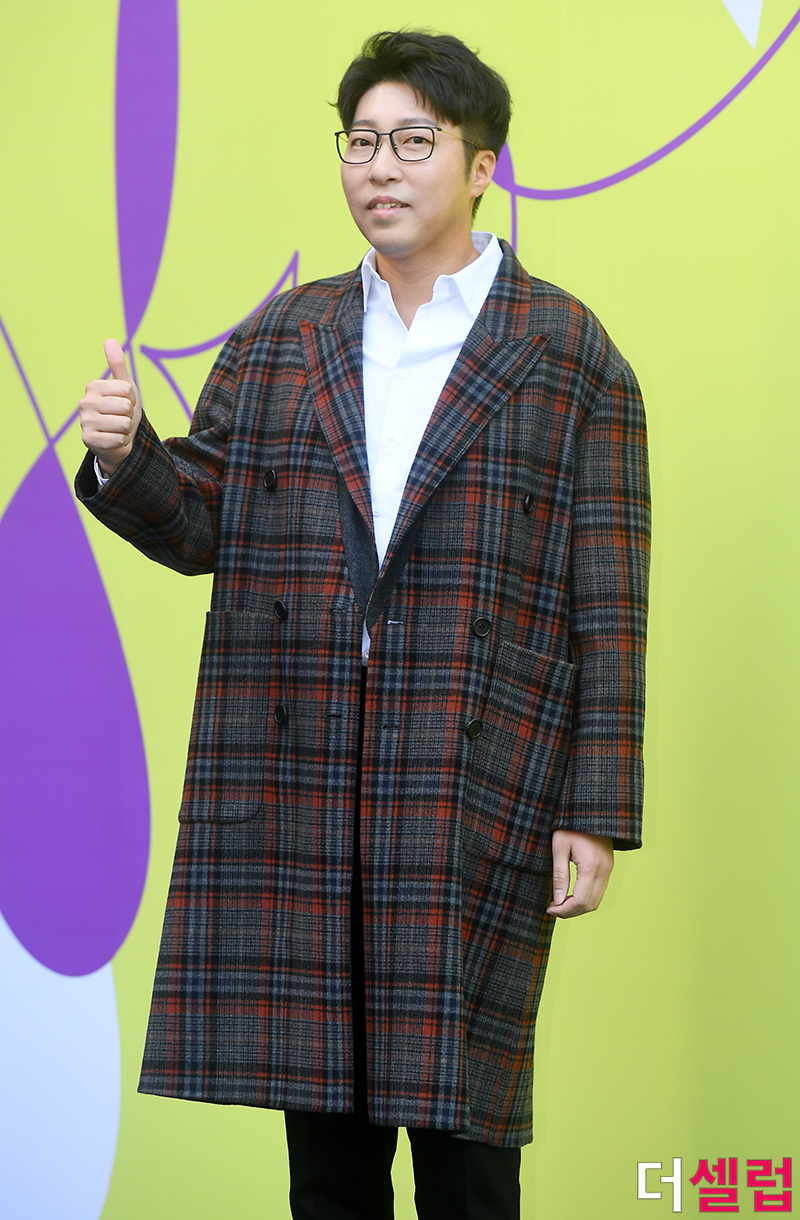 뵵