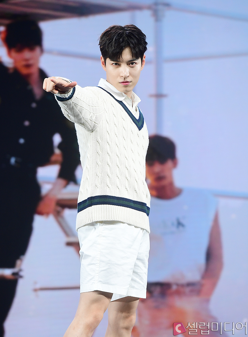 ���ް����� ����