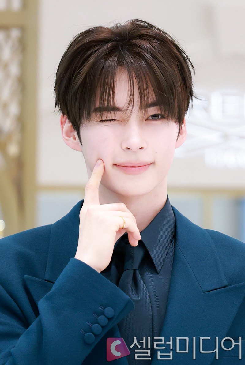 ���κ��̽��� ���Ѻ�