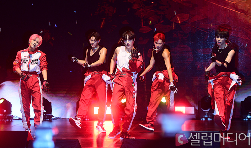 CIX